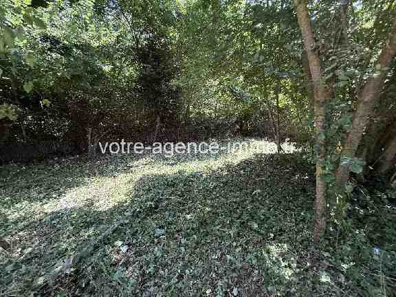 Exclusivité- Tourrette Levens -Terrain plat de 508m² constructible
