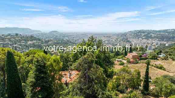 Maison T5 + dépendances, garage et piscine – Nice GAIRAUT